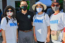 Mayor Gutierrez with volunteers at a Beautify MoVal event.
